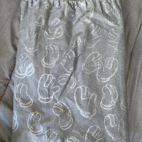 Jordan size 10.5 KAWS 4’s - Picture 4 of 6